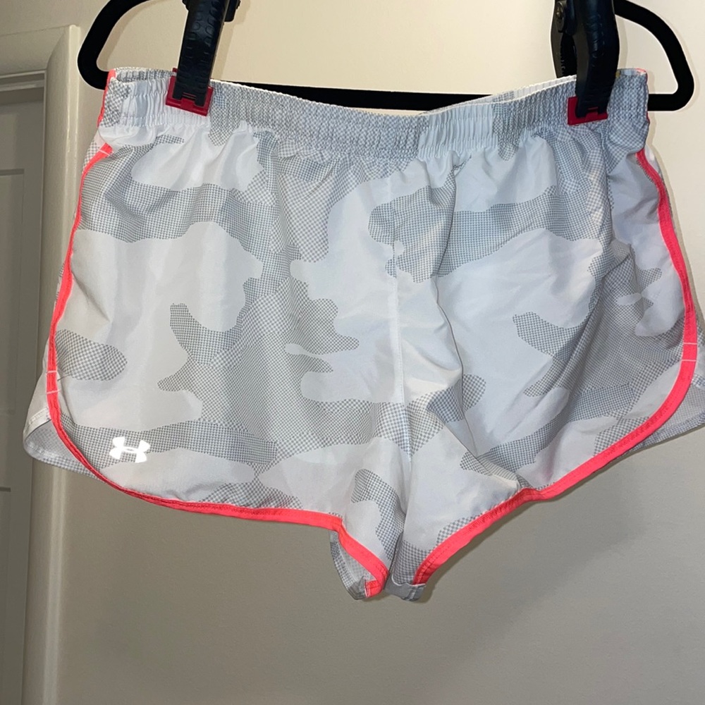 Under Armour Women’s Running Shorts | White/Gray Camo with Pink Accent | Medium